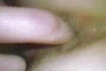 Férfi baszik fekete hermafrodit a hüvely és cigány dugás a farka.